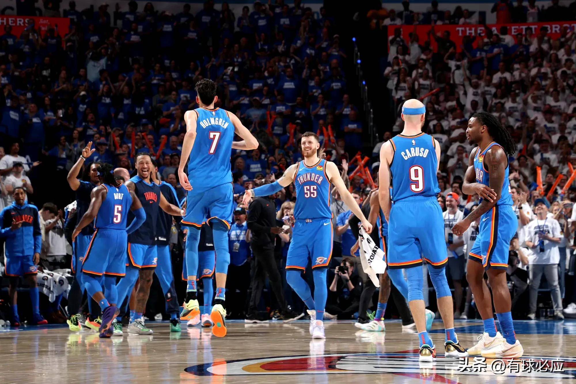 Kaiyun Sports-赛地聚焦：NBA总决赛集结日热度飙升，尼斯外线爆发，媒体盛赞，更衣室氛围转暖的简单介绍