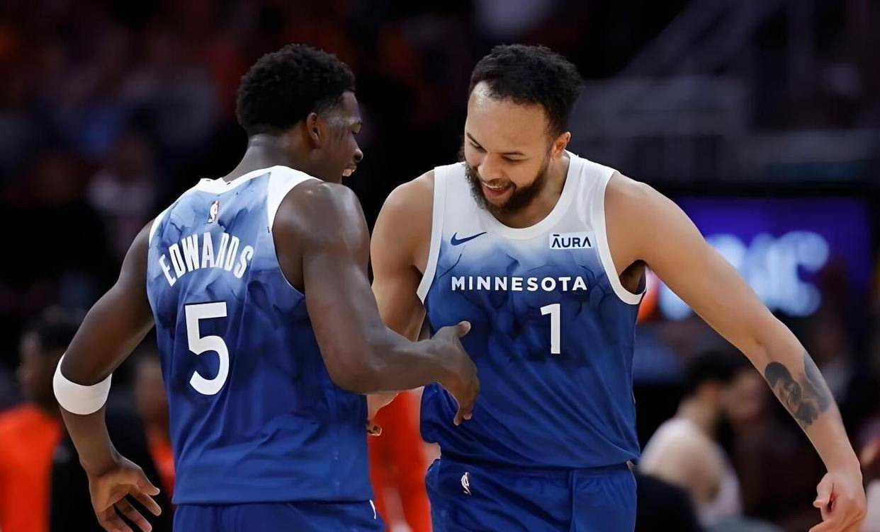 app下载-包含关键时刻明尼苏达森林狼再遭质疑加时末段CBA常规赛传出新动向，切尔西围绕NBA总决赛手感冰凉瞬间刷屏的词条